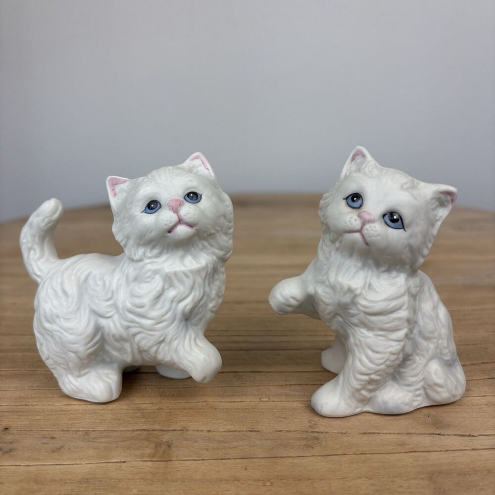 Vintage Homco White Kitten Cat Figurines Pair Porcelain Blue Eyes Granny Cottage - Picture 2 of 15